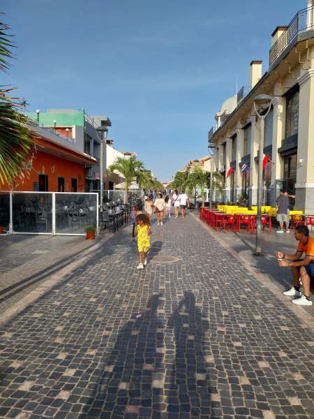 Insel Sal - Hauptstraße in Santa Maria Insel Sal - Hauptstraße in Santa Maria