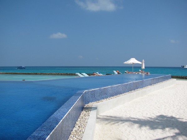 Infinity-Pool Infinity-Pool