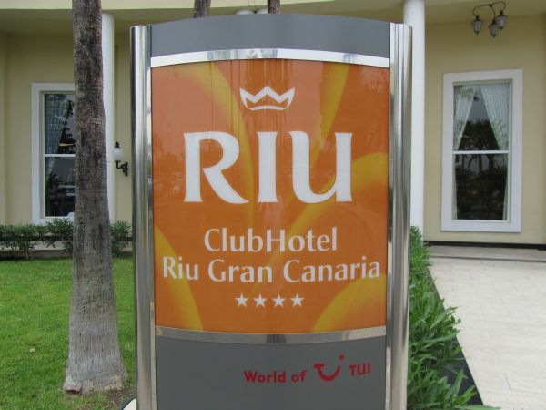 RIU Gran Canaria  - Eingangsschild