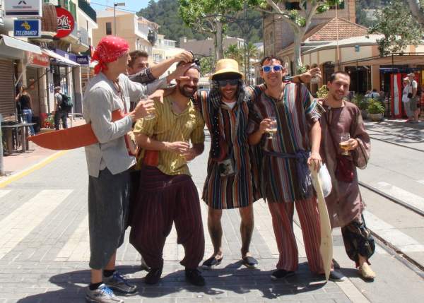 Es Firo Moros y Cristianos in Puerto de Soller / Mallorca Es Firo Moros y Cristianos in Puerto de Soller / Mallorca