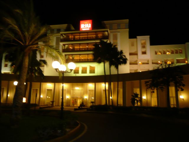 RIU Gran Canaria - bei Nacht Haupteingang RIU Gran Canaria - bei Nacht Haupteingang