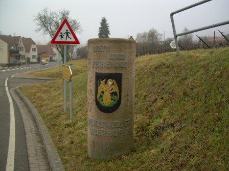 Pleisweiler-Oberhofen, Deutsche Weinstrasse