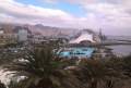 von oben hat man einen schnen Blick zum Parque Maritimo, Meerwasserschwimmbder, dem Auditorium Adan Martin und dem Anaga gebirge