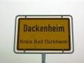 Dackenheim, Deutsche Weinstrasse, Ort 36, Ortsschild.