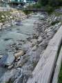 Gebirgsbach mit wenig Wasser nach dem schwerem Unwetter am Wochenende, Strmung hat sich wieder beruhigt. Es gab zahlreiche Erdrutsche und Straensperrungen danach. Der Bach fliet durch Wagrain 08/24.