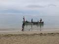 Fischer am Strand des RIU Coral