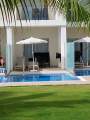RIU Palace Santa Maria, Terrasse mit einem privaten Pool.