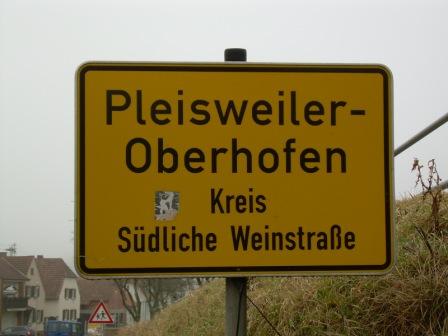 Pleisweiler-Oberhofen, Deutsche Weinstrasse
