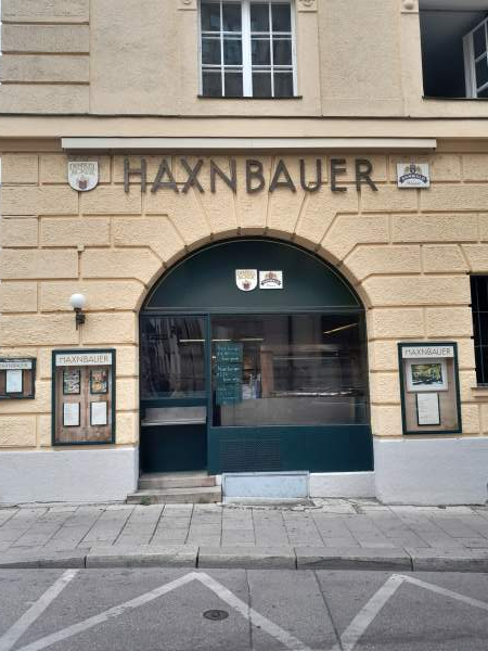 Restaurant Haxnbauer München / Juli 2022 Restaurant Haxnbauer München / Juli 2022