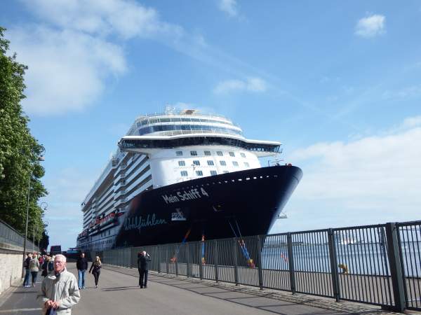 TUI Mein Schiff 4