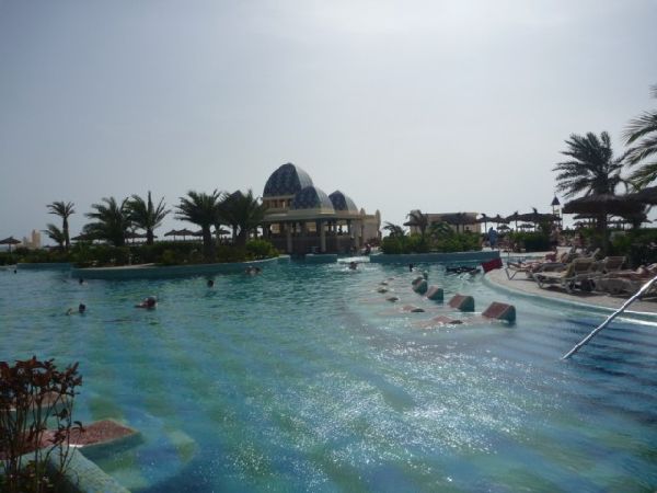 Riu Karamboa, Pool