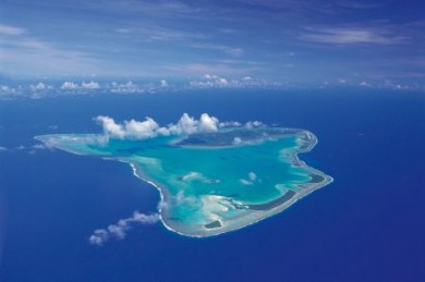 Die Cook Inseln verzaubern die Herzen der Urlauber nicht nur durch weiße Sandstrände. (Foto: djd/cook islands tourism corporation europe) cook Inseln