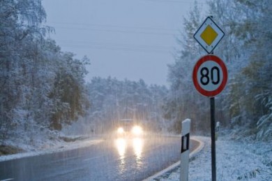 Winterurlaub Strassenverkehr Winterurlaub Strassenverkehr