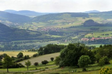 Landauf, landab zeigt sich die Rhön von ihrer abwechslungsreichen Seite. Landauf, landab zeigt sich die Rhön von ihrer abwechslungsreichen Seite.