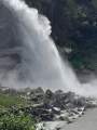 Der groe Wasserfall in Krimml / sterreich hat eine Fallhhe von 380 Meter. Der Wasserfall ist somit der 5 - hchste Wasserfall der Welt. Es ist toll und beeindruckend dort. Muss man mal gesehen haben!
