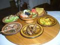 Tunesisches Dinner im Extra-Restaurant des Hotels. Sehr lecker, sollte man unbedingt probieren!
